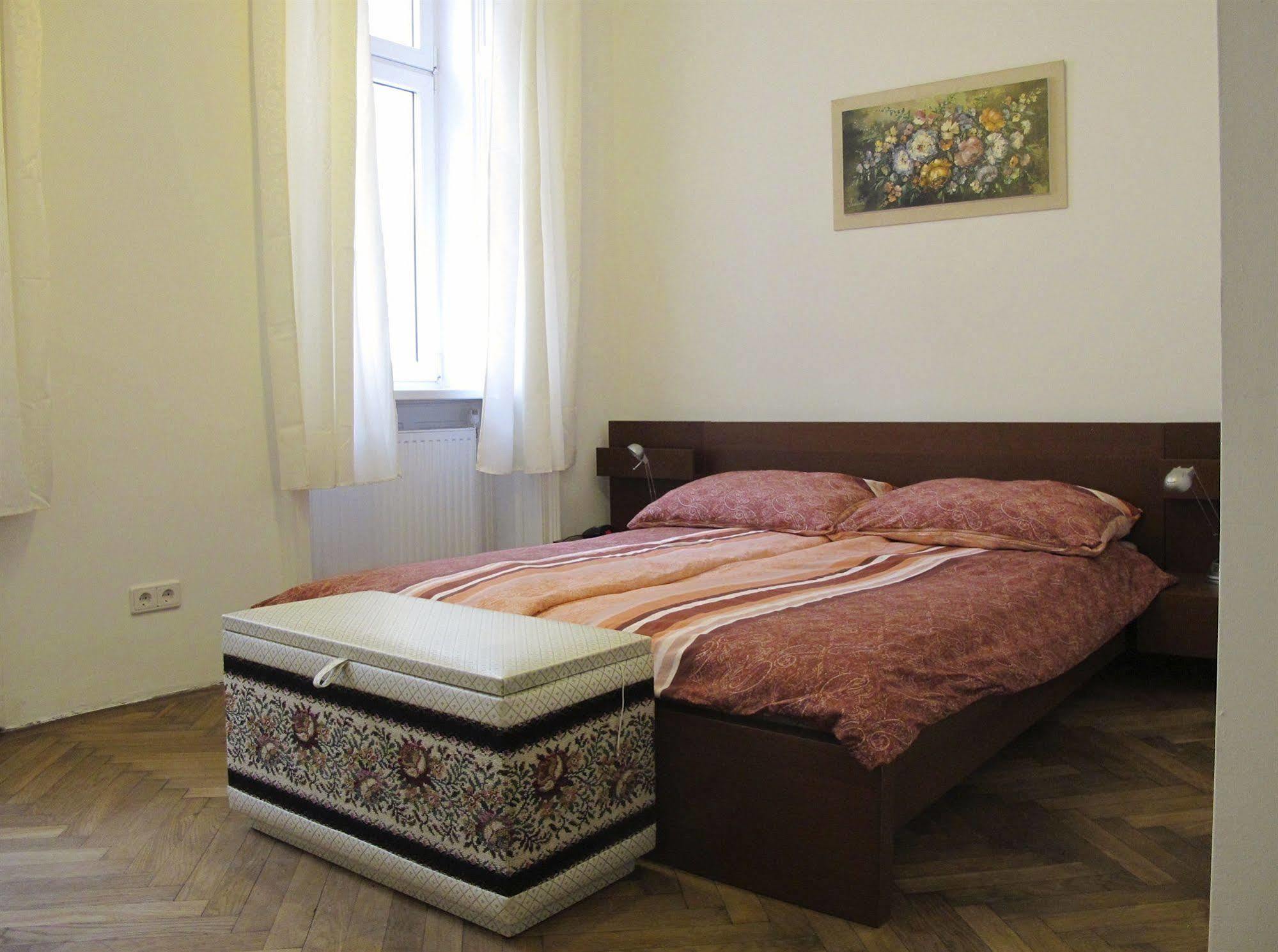 Old * Wiedeń